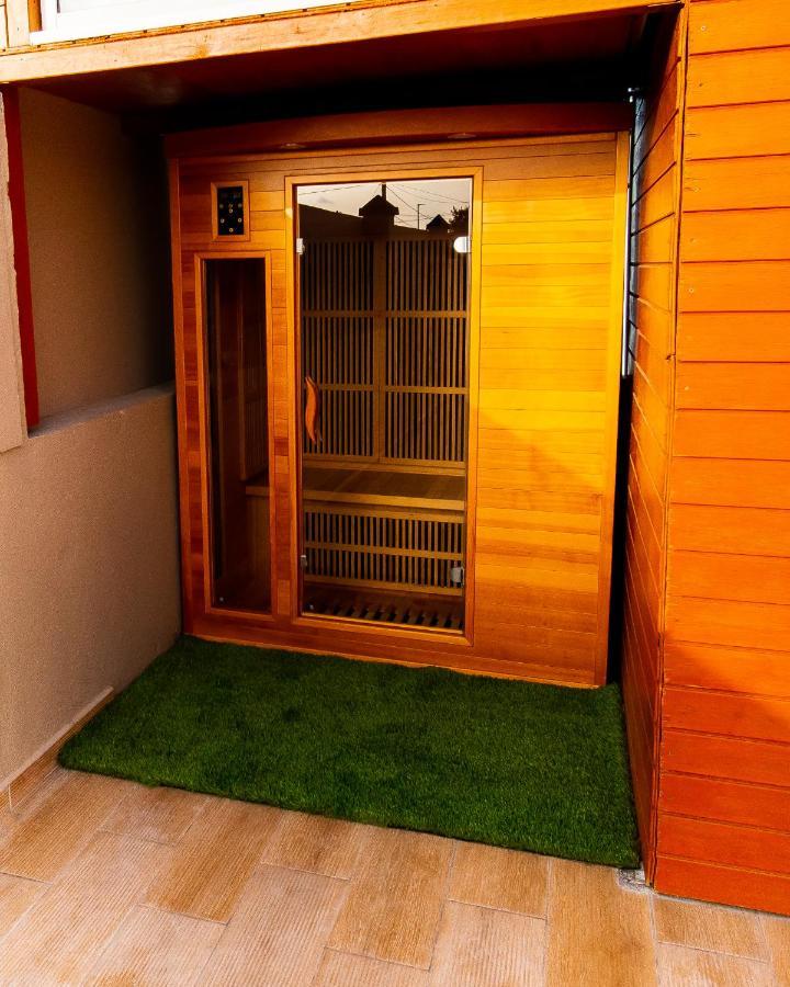 Studio Jacuzzis Et Piscine Au Centre Ville De Port-Louis Buitenkant foto