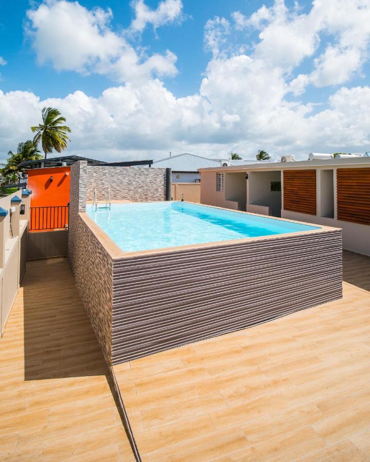 Studio Jacuzzis Et Piscine Au Centre Ville De Port-Louis Buitenkant foto